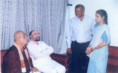 कविवर्य सुरेश भट व गझलकार इलाही जमादार 